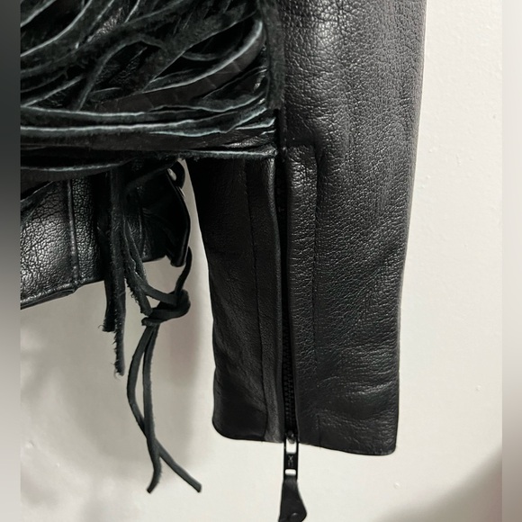 Woman’s Leather Gallery Fringed Motorcycle Biker Jacket size medium - Picture 9 of 14